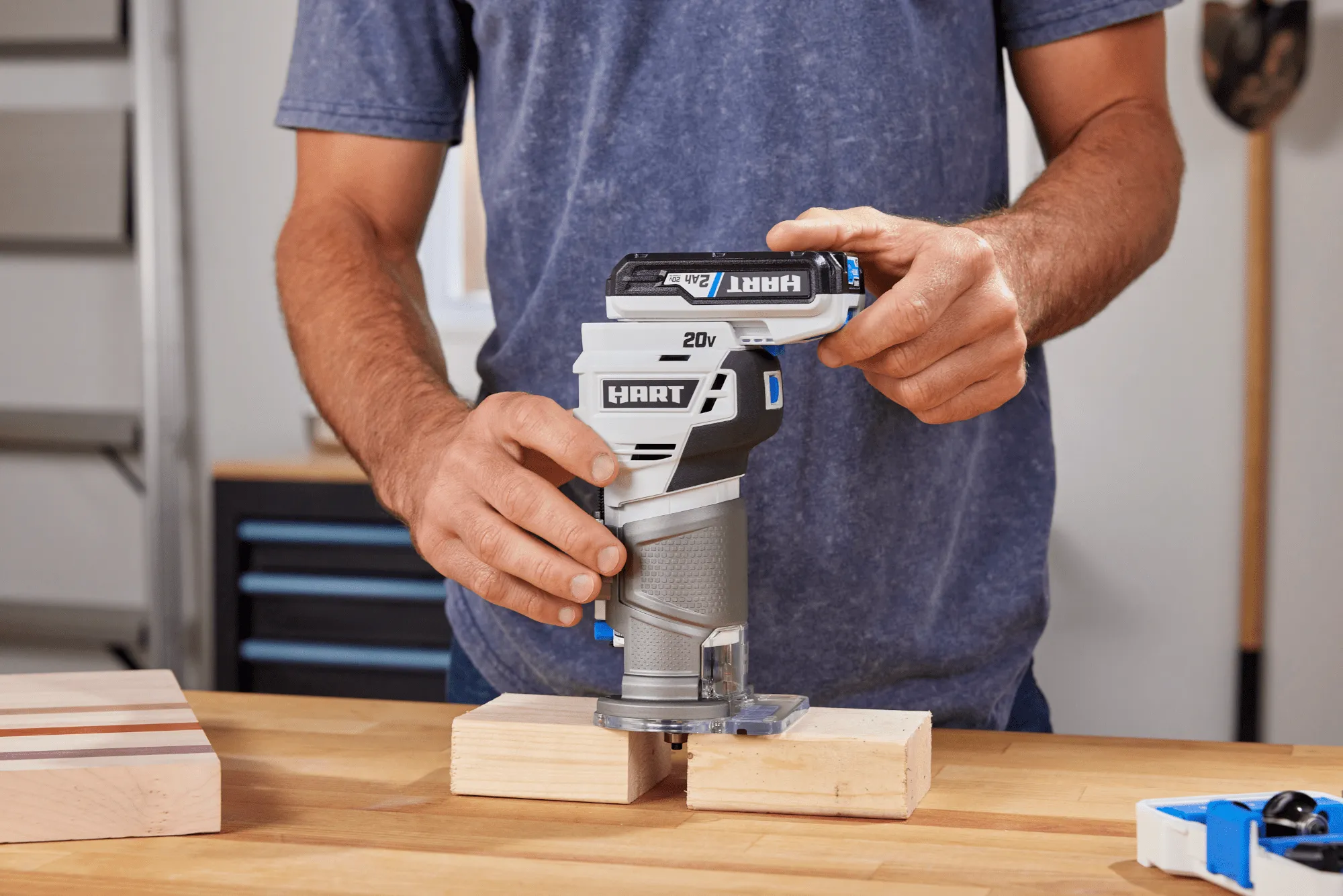 20V Cordless Compact Router Kit