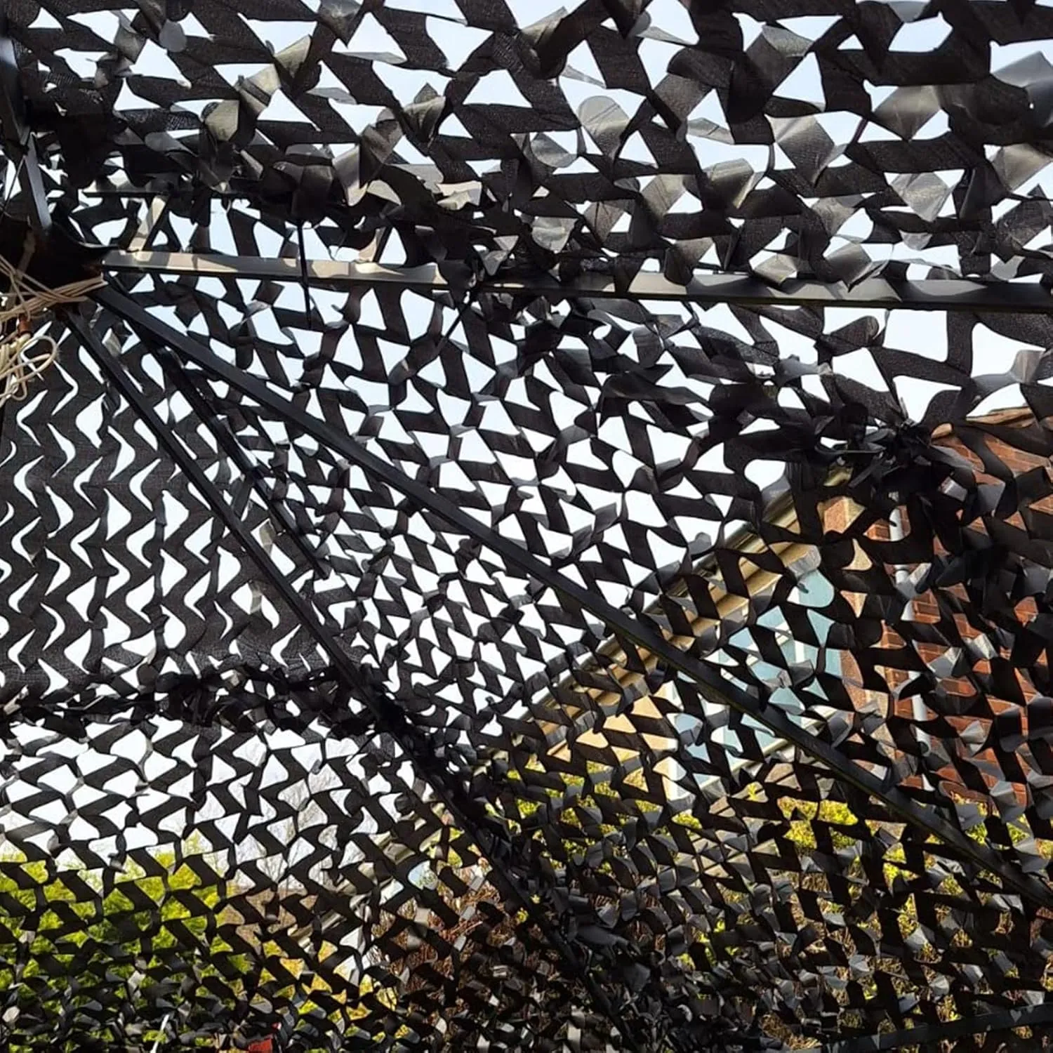 Camo Netting Camouflage Netting 20X20 10X20 10X10 Bulk Roll Burlap Camo Tarp Sunshade Net for Hunting Blind Military Dinosaur Birthday Theme Party Decoration Camping Shooting