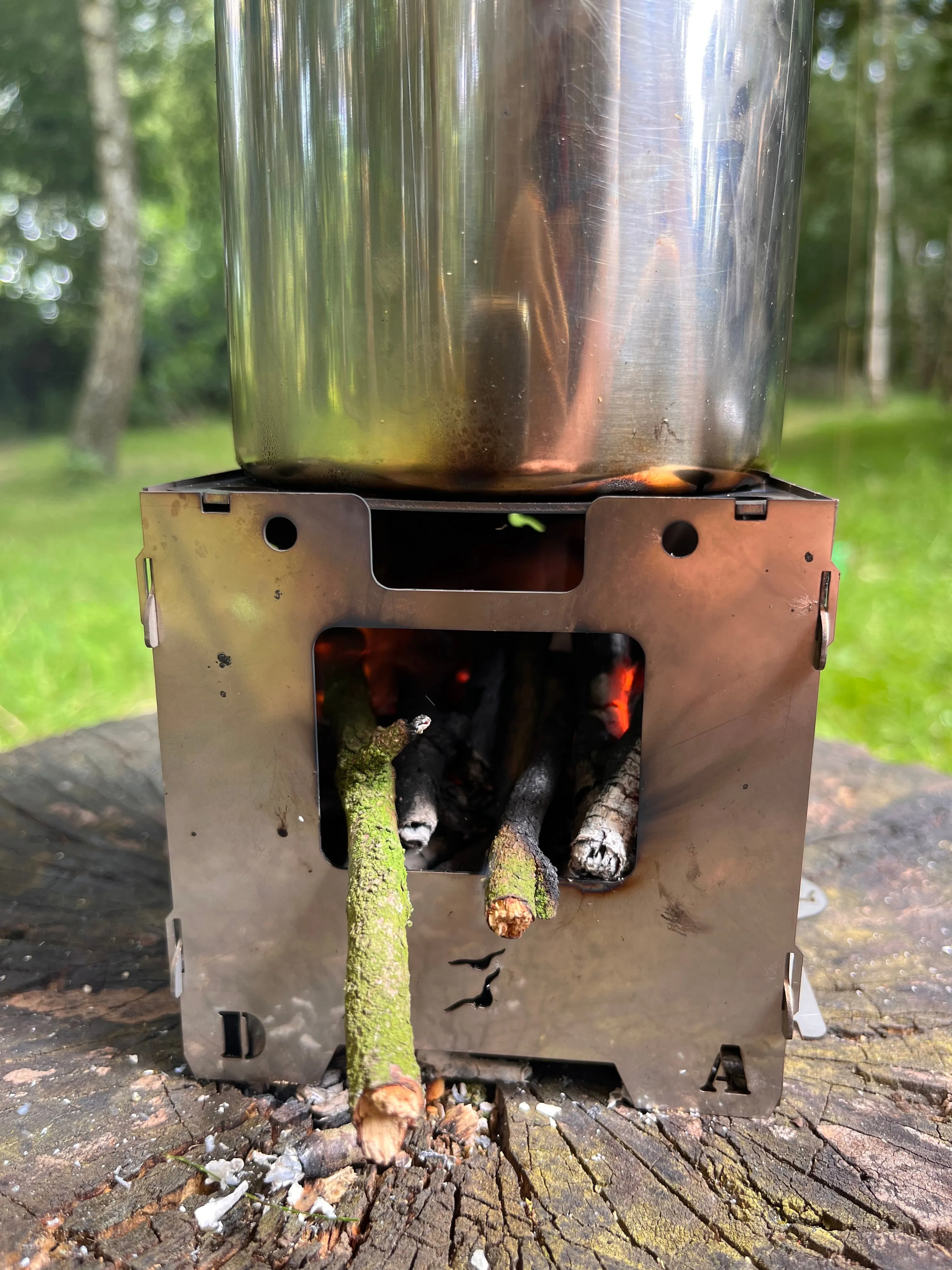 Cardinal Spirit Stove® (By Rough Timba)