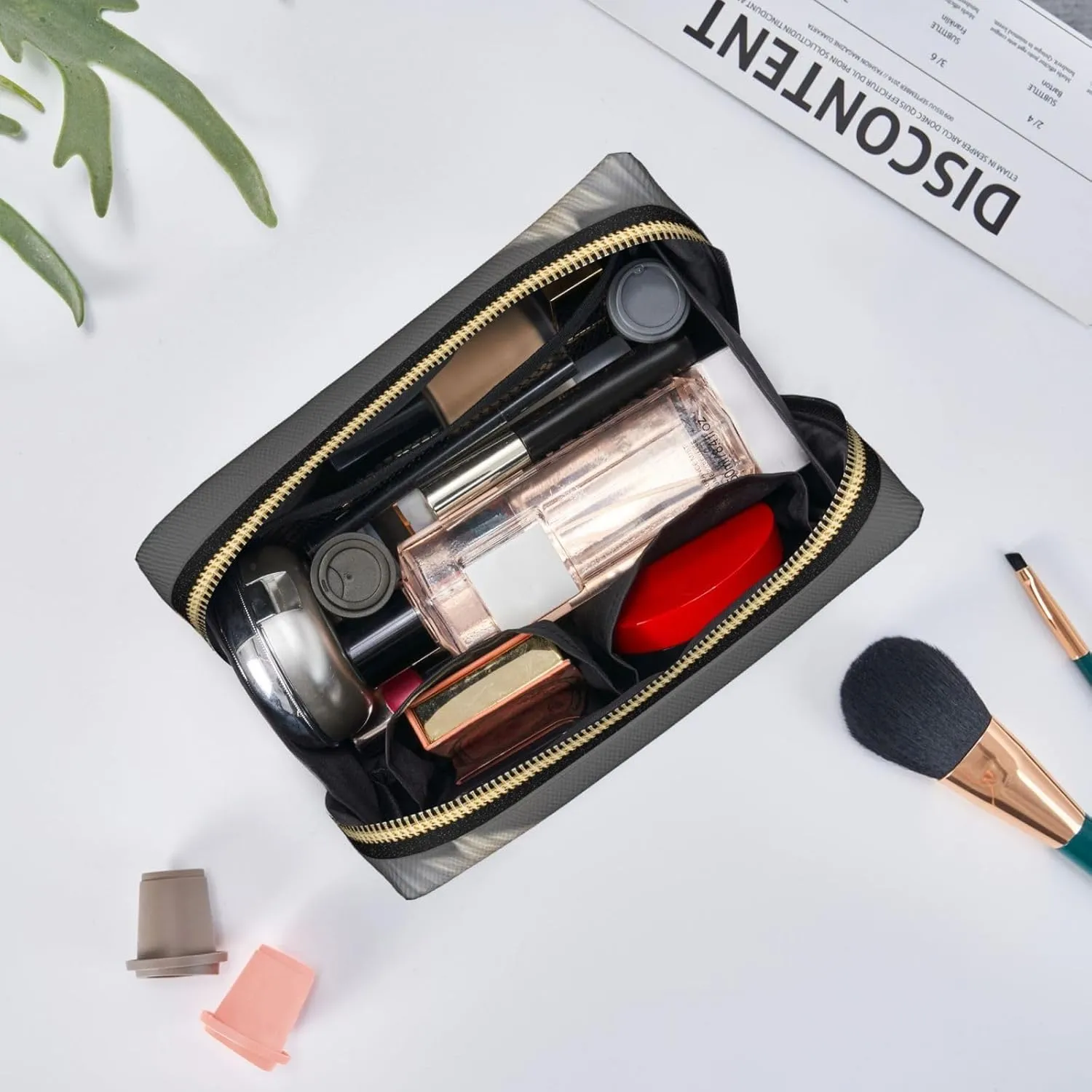 Traditional Koi Carps With Spots Toiletry Pouch, Travel-Friendly Makeup Organizer For Makeup Brushes, Lipsticks