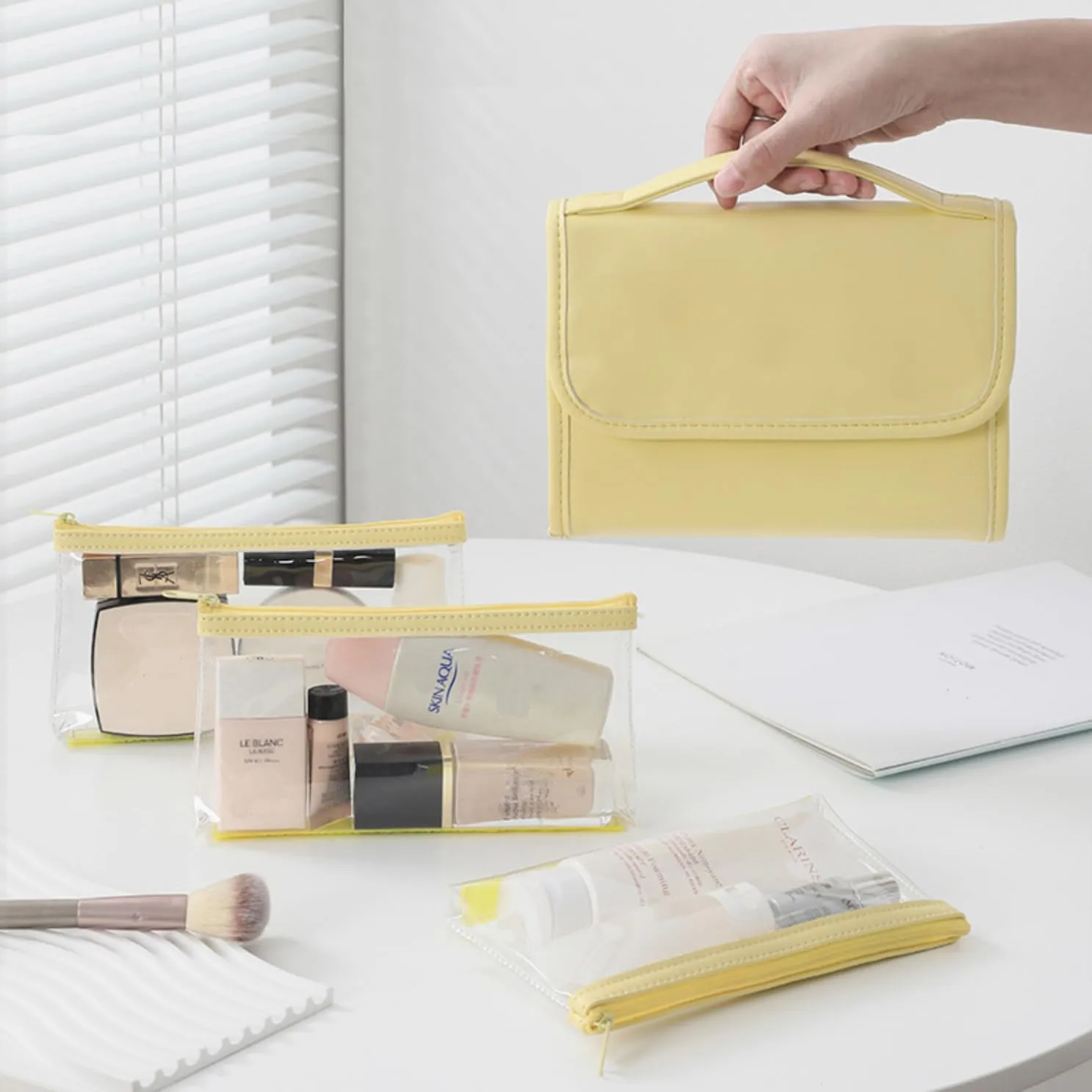 Travel Cosmetic Bag for Women, Foldable Toiletry Bag with 3 Removable Pockets, Small Waterproof Makeup Organizer Bag for Brushes, Cosmetics, Accessories, Toiletries, Yellow
