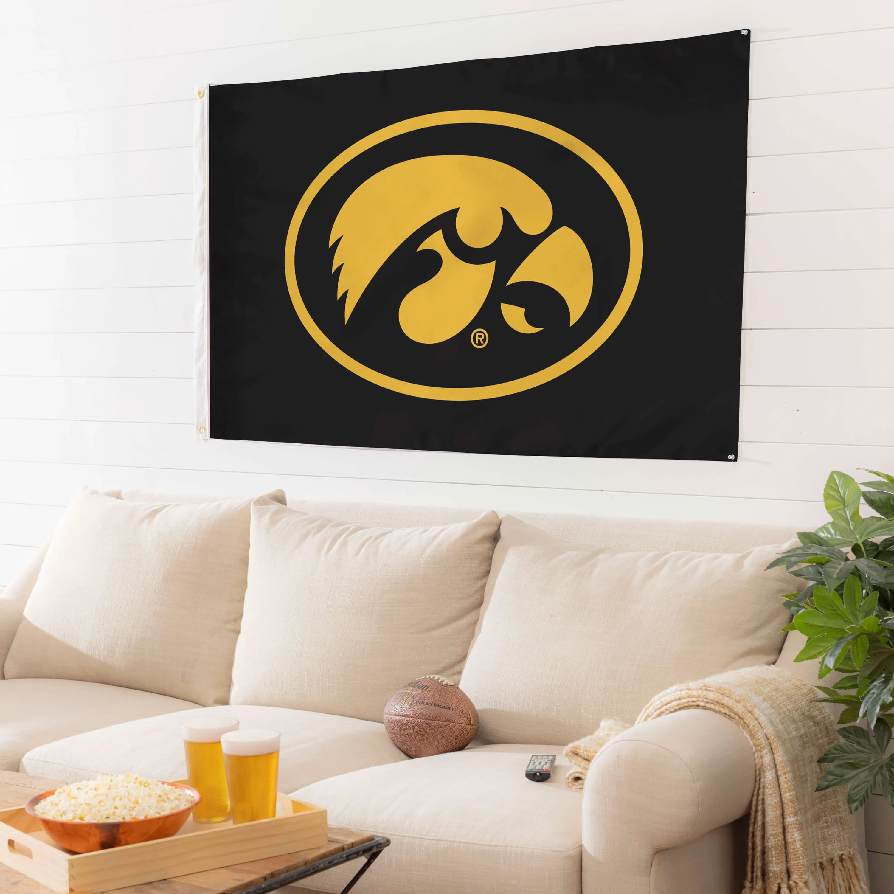 University of Iowa Ultimate Tailgate Flagpole Kit