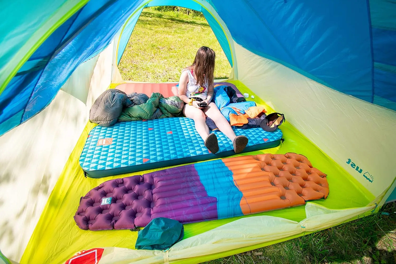 ust Freestyle Lightweight Sleeping air mat with Ultra Light Design, Pump Sack and Carry case for Backpacking, bikepacking, yakpacking, Camping and Hiking