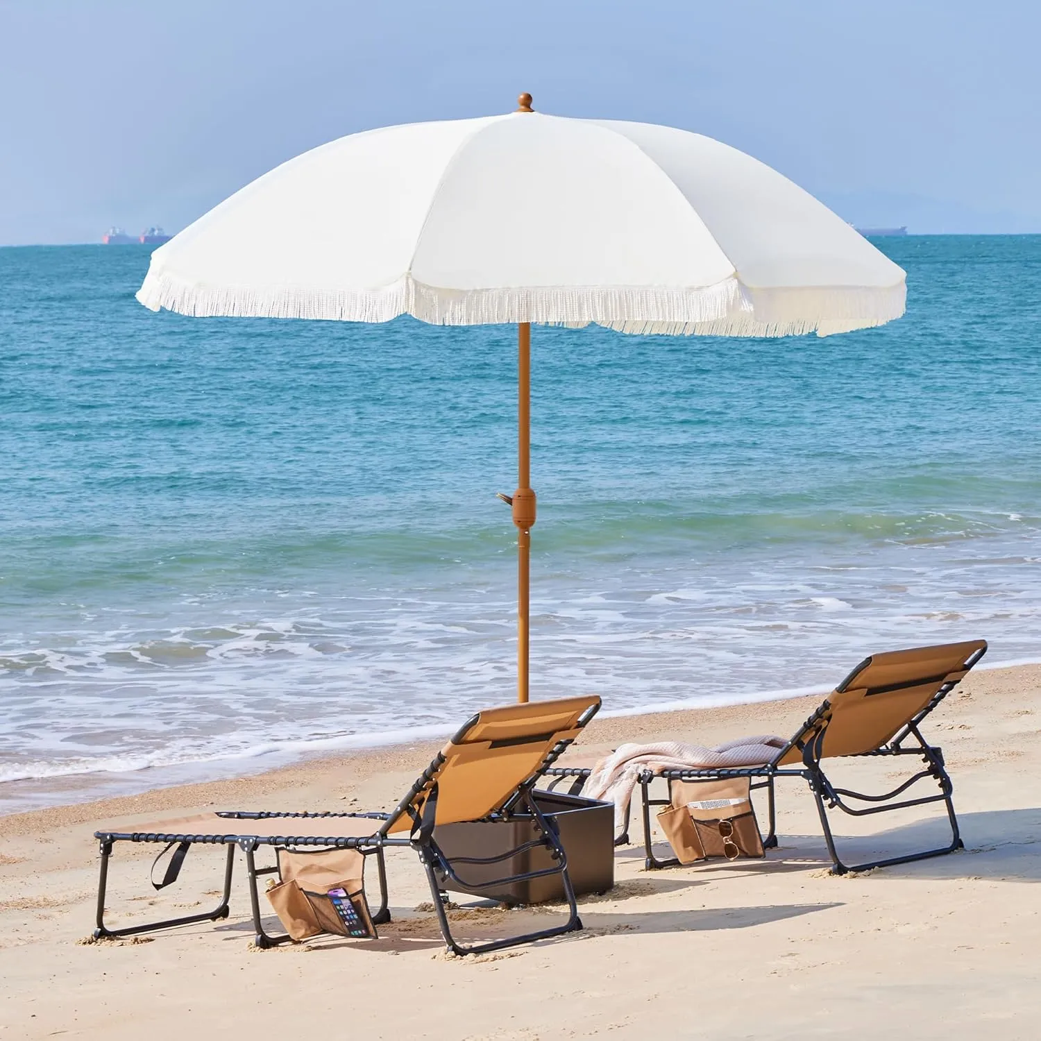 Yaheetech 7.5ft Patio Umbrella with Tassels, Fringe Portable Beach Umbrella, Umbrella Outdoor Patio with Crank Operating Mechanism, Tilting Aluminum Pole, Fiberglass Ribs For Garden, Pool, Cream